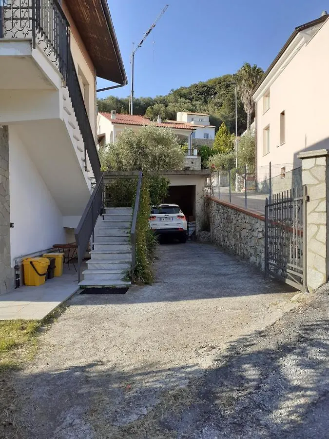 Casetta Al Mare Giustenice Italy